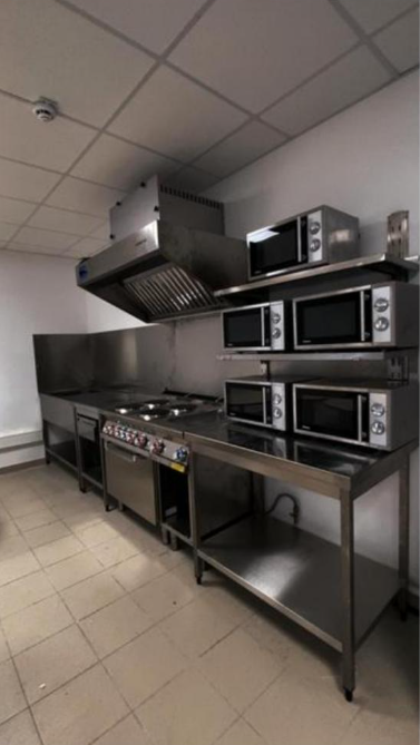 RTM Marseille – Réalisation d’une cuisine du personnel avec piano de cuisson, plonge et hotte professionnelle | JCAI